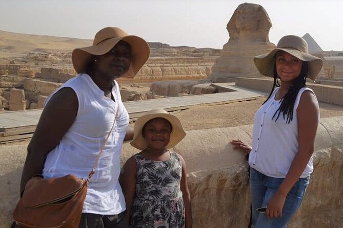 1-day trip to Cairo by plane from Hurghada - Giza Pyramids, Valley Temple, and the Great Sphinx in One Guided Block