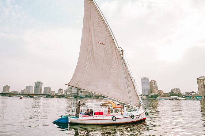 1 Hour Felucca Sailing trip on the Nile in Cairo - Comfort and expectations on a traditional felucca