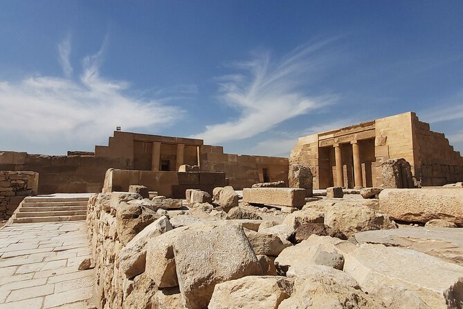 2-Day Private Cairo Guided Pyramids, Museums & Markets Tour - Giza Morning: Pyramids Viewpoint, Valley Temple, and the Sphinx Photo Stop