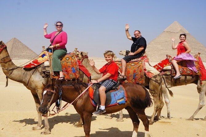 2-Day Private Tour package in Cairo - Day 1: Giza pyramids, Valley Temple, and Sphinx from a walkable angle