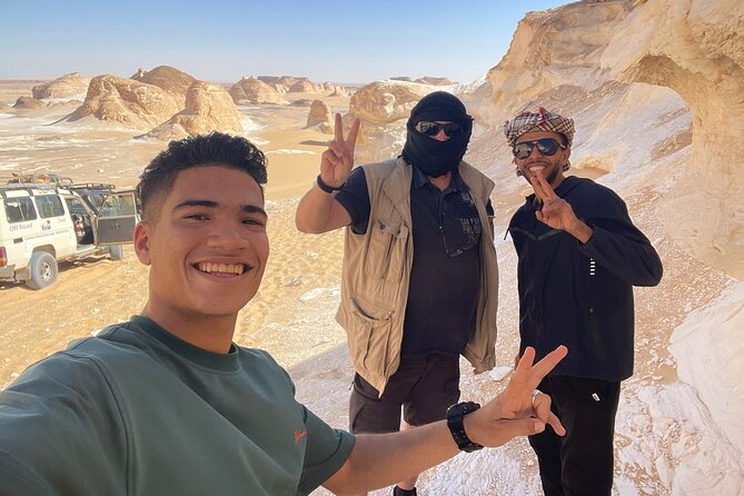 2 Days 1 Night to White and Black Desert from Cairo or Giza - Agabat Valley + the drive to the White Desert: the scenery shift that feels instant