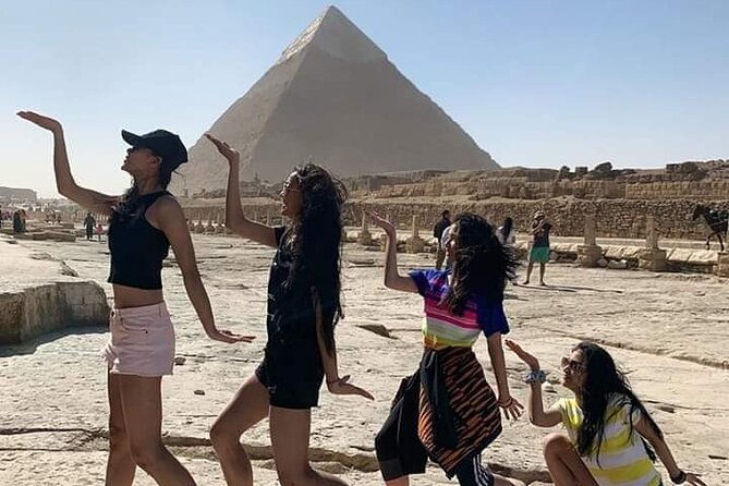 2 Days Inclusive Pyramids and City Tour with 2 Cairo Nights - Memphis and the Alabaster Sphinx: a short stop with big name energy