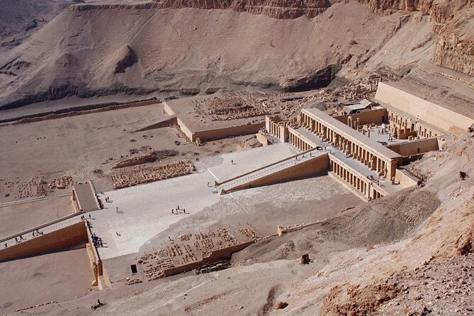 2 Days Private Tour Karnak & Luxor Temples, and Luxor West bank - Getting around: pickup, private A/C, and how to save time