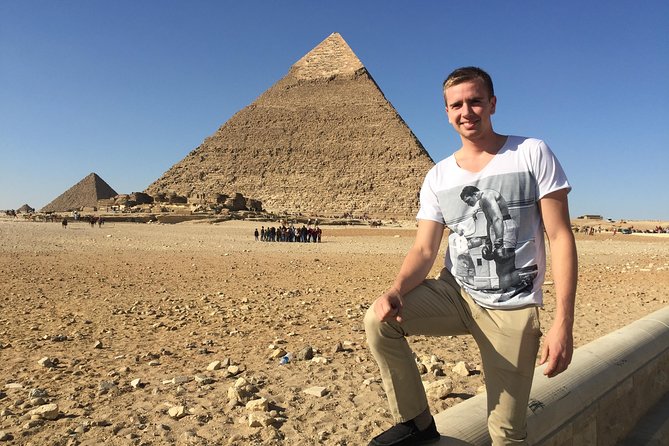 2 Days Tour to Around Cairo Attractions - Giza Plateau: Cheops, Khafre, Menakaure, and the Sphinx