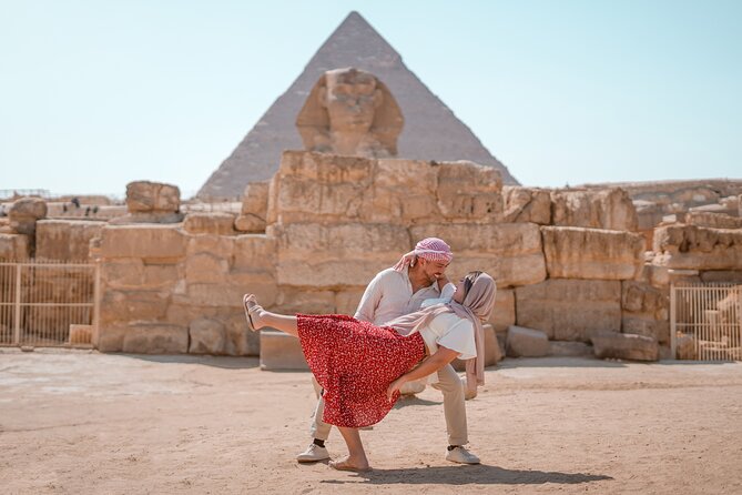 2 hrs Unique Photo session (PhotoShoot) at the Pyramids of Giza - What you get at the end: up to 15 edited photos
