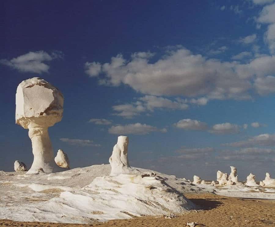 3 Days 2 Nights Visit White Desert & Bahariya From Cairo - Should you book this 3-day White Desert & Bahariya tour?