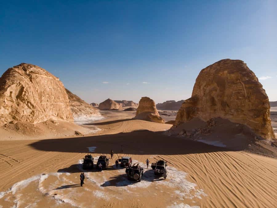 3 Days 2 Nights Visit White Desert & Bahariya From Cairo - Day 2 Black Desert and Valley of El Haize: geology plus natural heat
