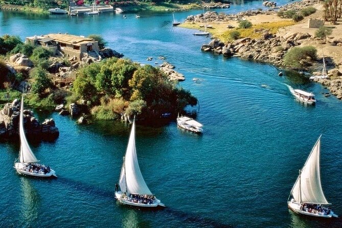 4-Day 3-Night Nile Cruise from Aswan to Luxor&Abu Simbel+Balloon - Sunrise hot-air balloon and the West Bank tomb highlights