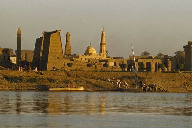 4-Day Nile Cruise: Aswan to Luxor & Abu Simbel + Hot Air Balloon - Edfu Temple by horse carriage and how Luxor Temple fits your timing