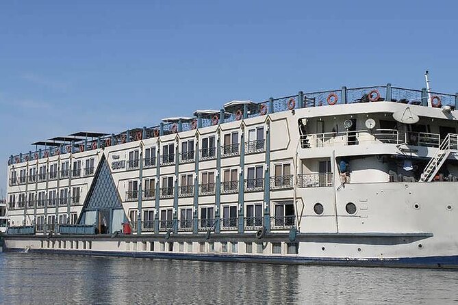 4 Days 3 Night Nile Cruise from Aswan with Abu Simbel and Balloon - Food, onboard comfort, and the water question