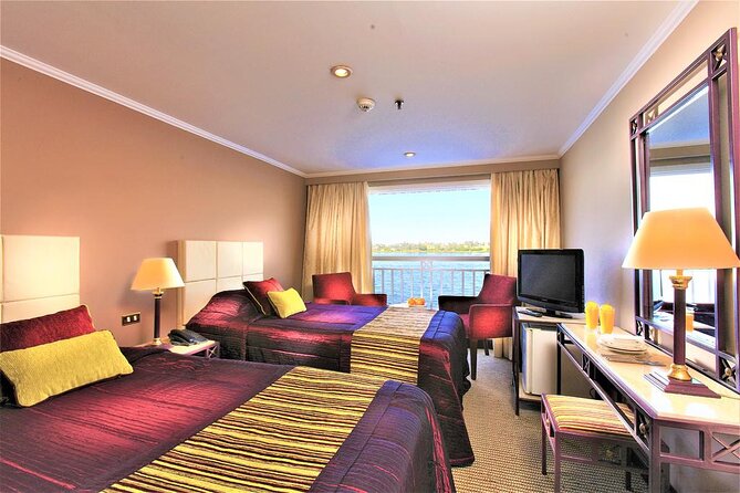 4 Days Aswan and Luxor Nile cruise&Abu Simbel by plane from Cairo - The guide factor: why Egyptology narration changes the whole trip