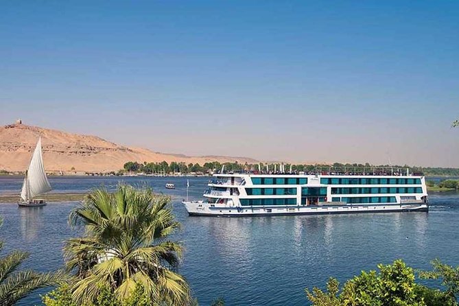 4 Days Aswan to Luxor Nile Cruise from cairo with FLIGHT - Day 2 to Kom Ombo: Double-Designed Temple and a Reset on the River