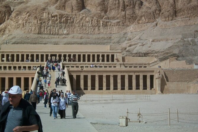 4 Days Luxor, Edfu, Kom Ombo, Aswan,Abu Simbel Temples - Abu Simbel at 3:30 AM: Ramses II and Nefertari in the same view