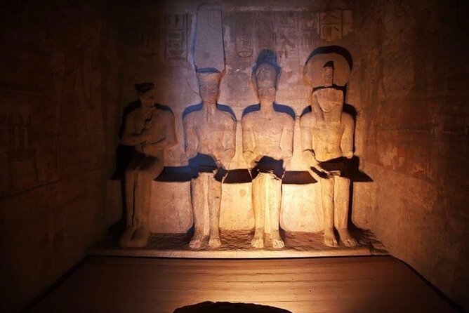 4 Days Nile cruise luxor, Aswan,Hot air balloon&abu simbel with Train from Cairo - Karnak and Luxor Temple: the big pillars day that ends with the cruise sailing