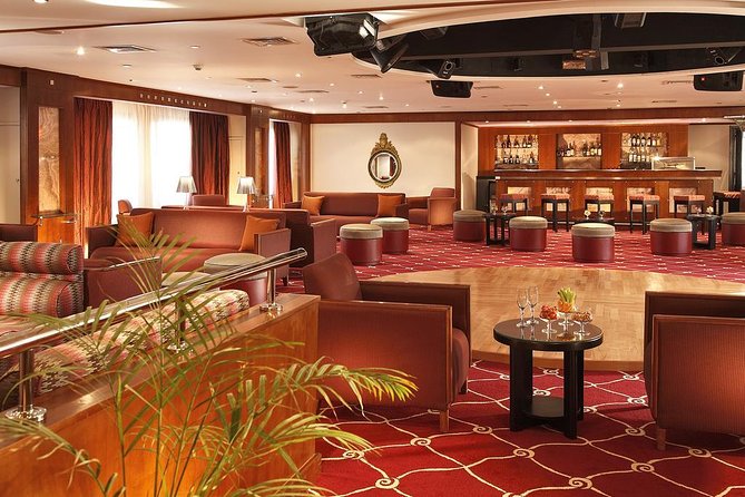 4 Night 5 Days Nile Cruise From Luxor To Aswan - Day 1 in Luxor: Karnak after pickup, then Luxor Temple at night