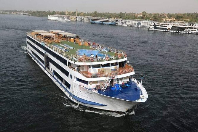 5 Day Nile Cruise from Luxor to Aswan - Ship life, service, and meals: why comfort matters on busy days