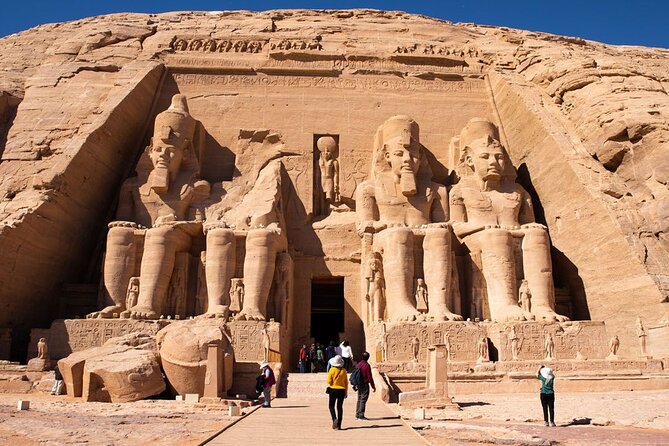 5-Day Nile Cruise to Aswan from Luxor with Hot Air Balloon Ride - Aswan’s contrast: engineering history at the High Dam and Philae’s setting