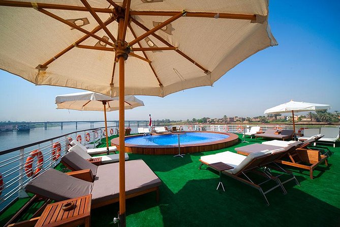 5 days 4 night Nile Cruise: Luxor to Aswan with Flight from Cairo - Luxor Temple and Karnak: the kind of scale that messes with your brain