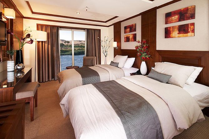 5 days 4 night Nile Cruise: Luxor to Aswan with Flight from Cairo - Sailing to Edfu and the Edfu-to-Kom Ombo temple day