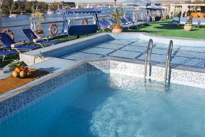 5 Days 4 Nights Luxor & Aswan Nile cruise - Kom-Ombo Temple Walk: What to Expect on Foot