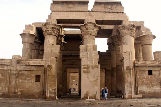 6 Days 5 Nights Cairo & Nile Cruise Tour Package - Day 4: Horus at Edfu and Luxor Temple on the East Bank