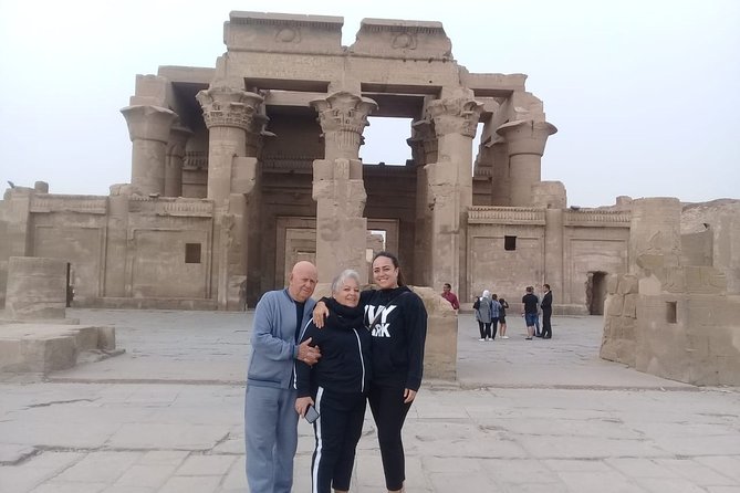 7 Nights Cairo,Luxor,Aswan&Abu Simbel,Nile Cruise,Air Balloon from Cairo airport - Abu Simbel at 5am: the trip’s high-stakes highlight