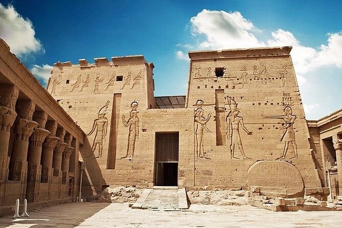 8-Day Giza, Cairo, Luxor and Aswan Tour from Cairo - Flying to Luxor and boarding the Nile: the pace shifts gears
