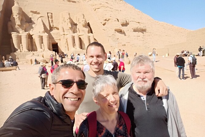 8 Day Tour in Nile Cruise Luxor and Aswan - Giza in the morning: pyramids, Sphinx, and photo angles that work
