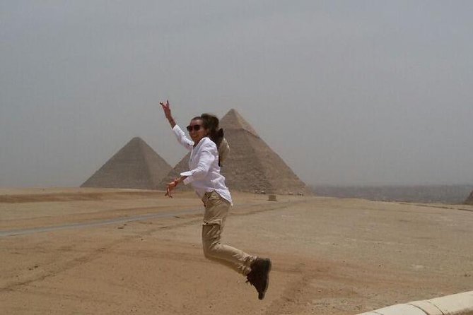 8-Hour Private Tour to the Pyramids of Giza and Saqqara from Cairo - Giza Highlights: Cheops, Chephren, Mycerinus and the Sphinx