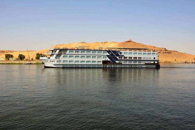 9- Days Package around Egypt Giza , Nile Cruise with Abu Simbel - Kom Ombo, Edfu, Horus: cruising the Nile by day, temples by habit