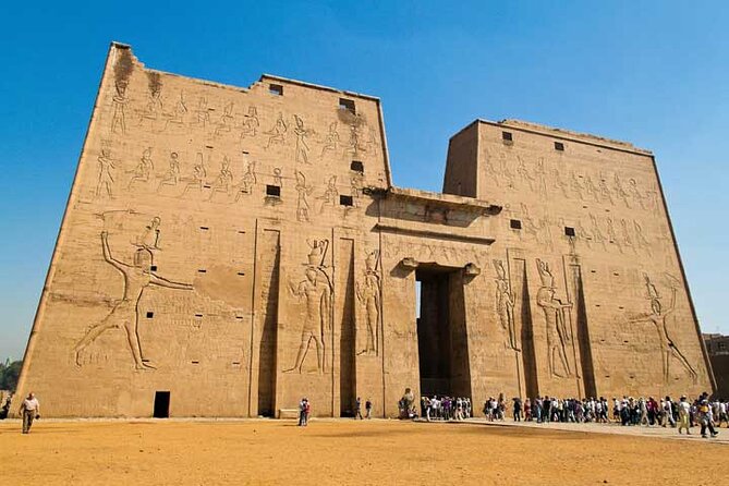 9 Days Private Tour in Egypt with Transportation - Edfu and Luxor Temples: When the Nile Becomes a Museum