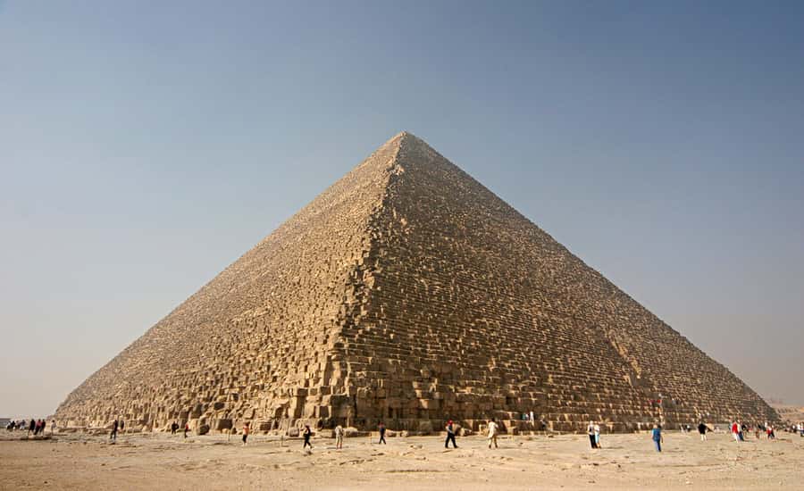 A Half-Day Expedition to Giza Pyramids and Sphinx - Great Pyramids of Giza: Cheops, Chephren, and Mykerinos in one run