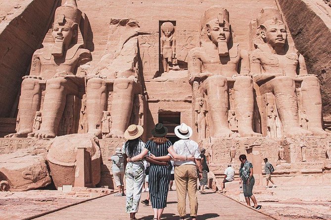 Abu Simbel Temples Private Guided Tour from Aswan by coach - How the guide experience changes the visit