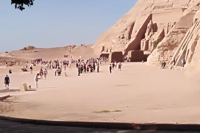 Abusimble Day Tour from Aswan - Group Size and Vehicle Comfort: 8-Person vs 15-Person Reality