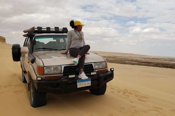 Adventure Day Tour To The Whale Valley, Magic Lake, Pottery village By Jeep - Desert jeep time from Giza: comfort plus the thrill factor
