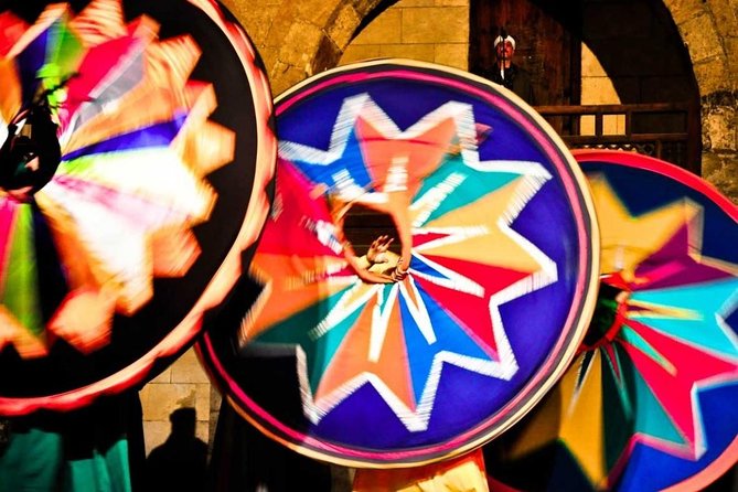 Al Tannoura Egyptian Dance Heritage Show at Wekalet El Ghouri - The exact show schedule: pickups at 18:00 and spins from 19:00