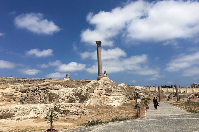 Alexandria Day Tour From Cairo & Giza Hotels - Pompey’s Pillar: A 30-Meter Monument Over Ancient Rhakotis