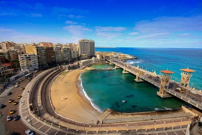 Alexandria Day Tour from Cairo or Giza with lunch and entrance fees - Pompey’s Pillar and the “photo-and-context” rhythm