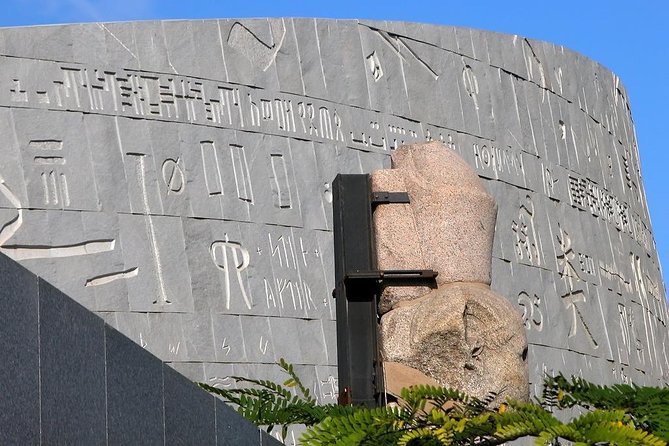 Alexandria Day Tour From Cairo - Kom el-Shokafa Catacombs: Roman-Egyptian art underground