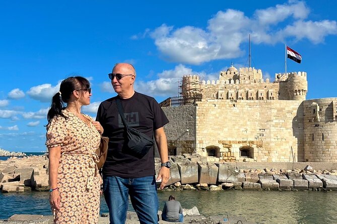 Alexandria day tour.The catacomb, pompy's pillar,the citedal - Pompey’s Pillar: the quick hit that anchors Roman Alexandria