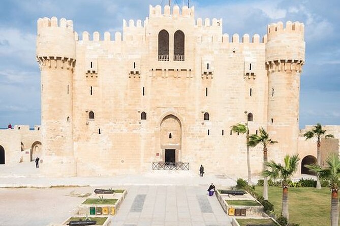 Alexandria Full Day Trip - Kayetbai corniche and the old harbour: Quaitbay castle views and a great photo hour