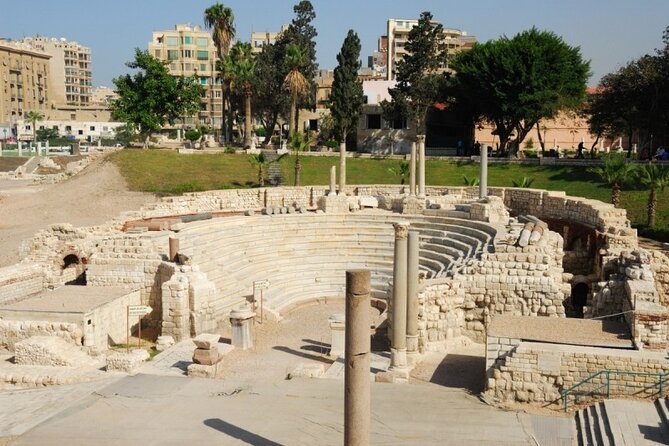 Alexandria Full-Day Trip from Giza & Cairo - Greco-Roman Museum: Coins, Long Timelines, and Standout Objects