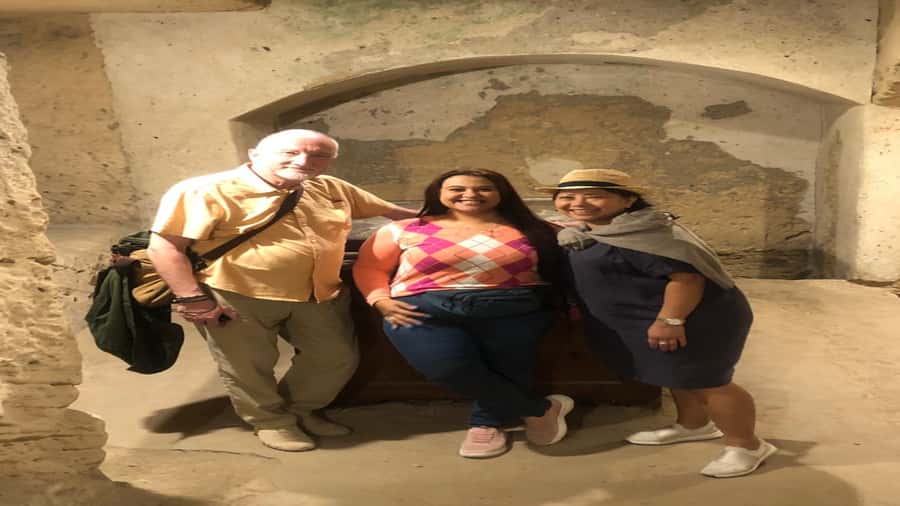 Alexandria: Guided Historical Sights live Tour guide - Roman Amphitheater, East Harbor finds, and Pompay’s Pillar photos