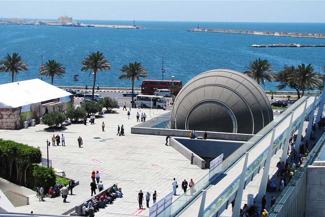 Alexandria Private Day Tour From Cairo with Lunch and Tickets - Pompey’s Pillar: Quick, Important, and a Little Confusing on Purpose