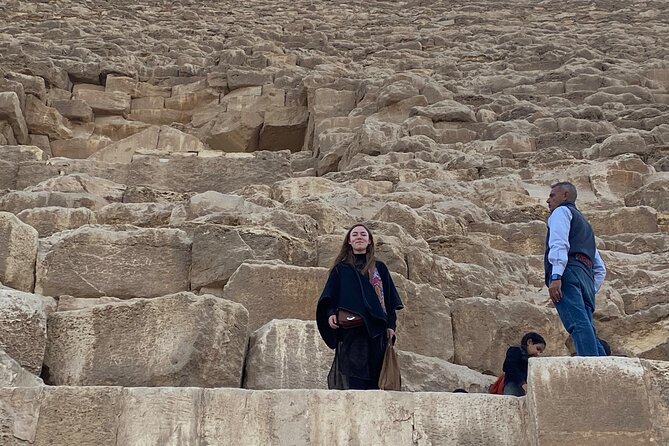 All inclusive day Tour To Giza pyramids & sphinx - How the Pyramids Stop Works on the Ground