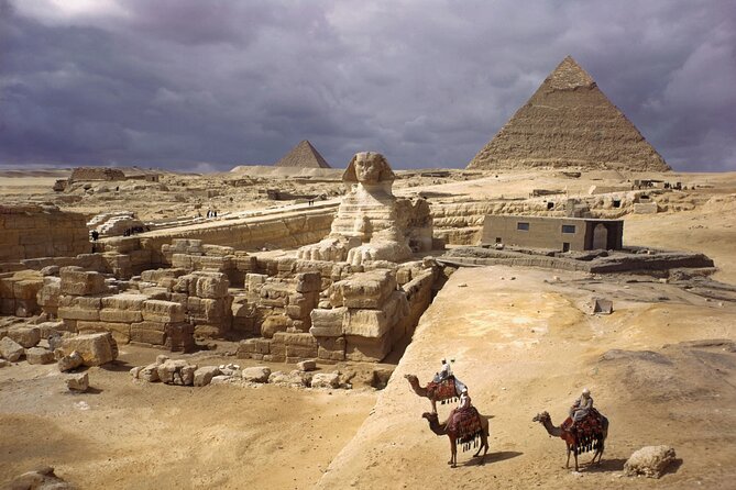 All inclusive Giza Pyramids, Sakkara, Memphis ,Camel privet tour - Pickup to Giza: what the day feels like in motion