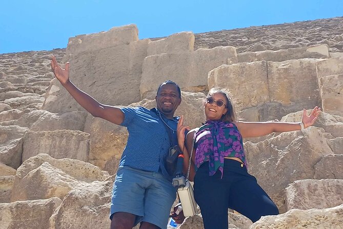 All-Inclusive Giza Pyramids, Sphinx, Sakkara & Memphis with Lunch - The Great Sphinx: What to Notice Beyond the Famous Face