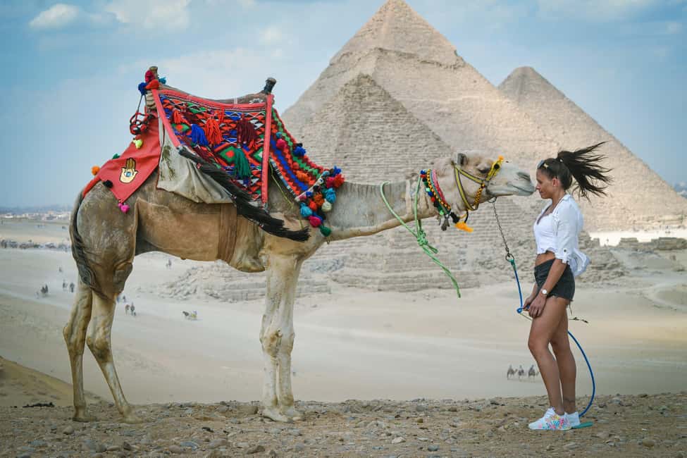 All-inclusive private Trip Pyramids Sphinx, Camel, VIP Lunch - Pyramids of Giza: Cheops, Chephren, Mykerinus Up Close and Explained