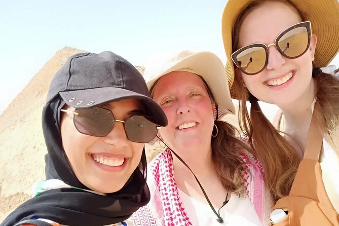 All Inclusive Tour to Giza pyramids, sphinx, Memphis, Saqqara - Giza Pyramids: Khufu First, Then Learn the Differences Up Close