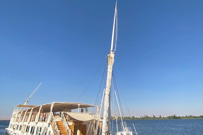 Amazing 2 Nights on a Dahabeya from Aswan to Luxor,Friday to Sunday with tours . - Tours and the guide effect: When the stories are actually useful